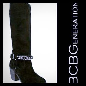 Knee-high suede boots